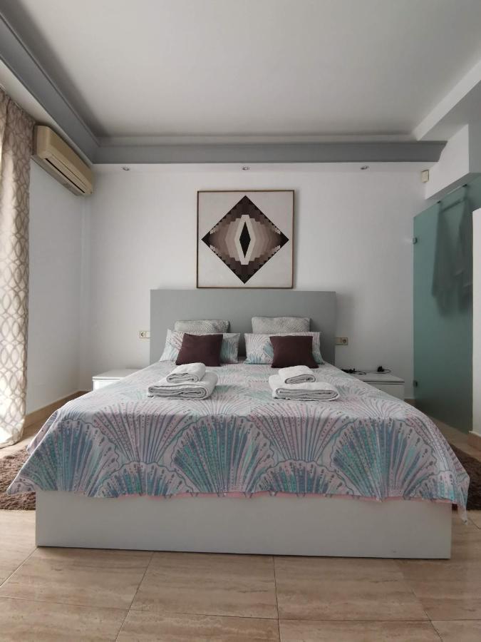 Apartment Luxury Front Line In Puerto Banus Marbella