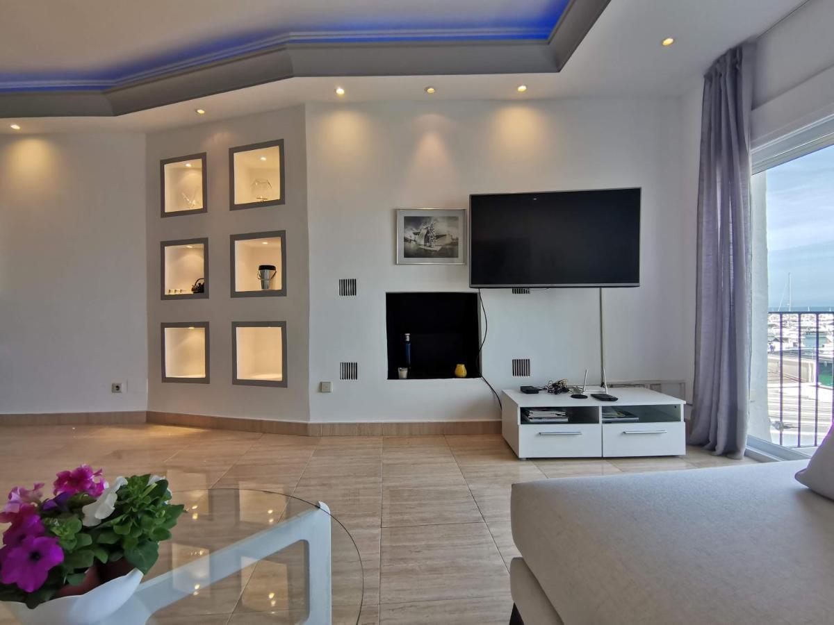 Apartment Luxury Front Line In Puerto Banus Marbella
