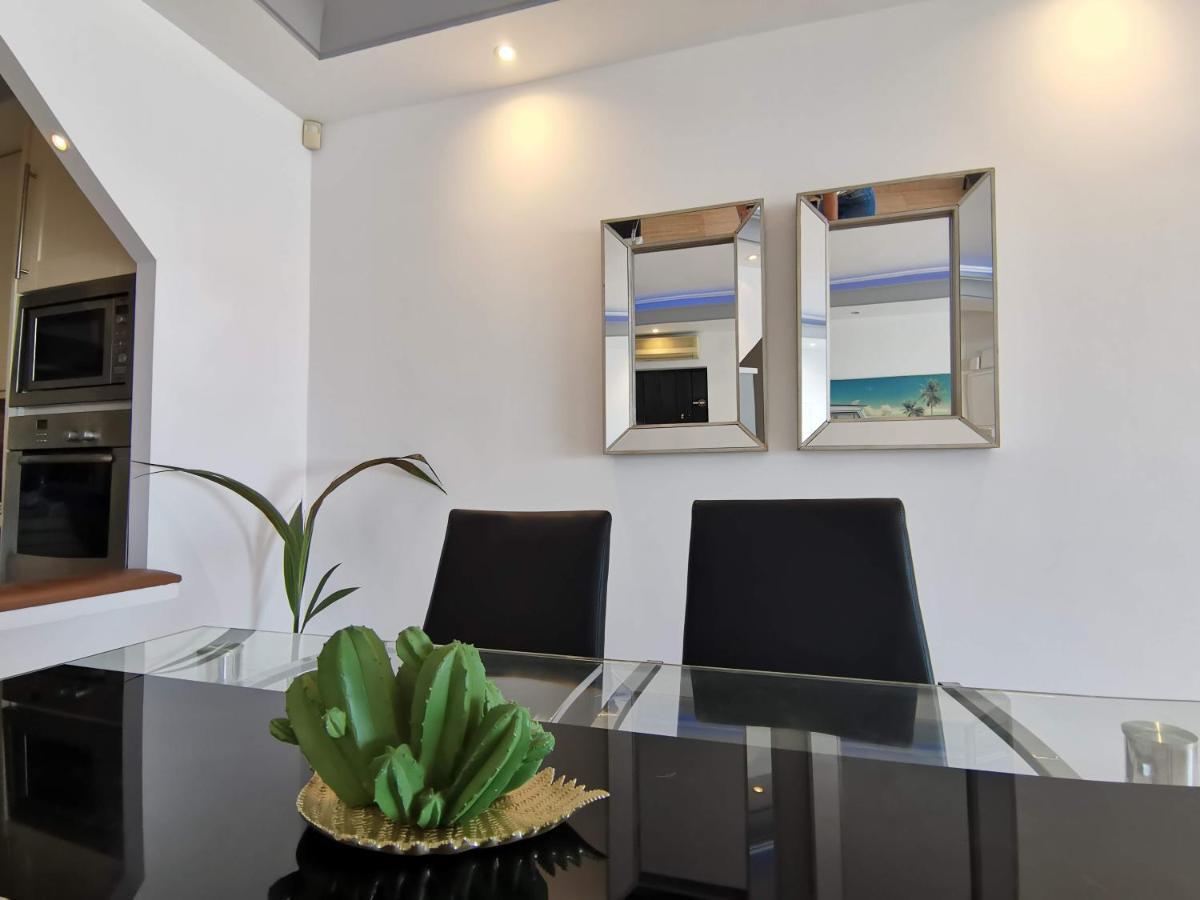 Apartment Luxury Front Line In Puerto Banus
